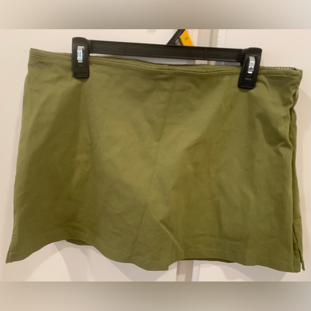 NWT Wild fable Olive Green Stretch mini Skort